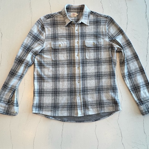 Faherty Mens’s Legend Sweater Shirt - Grey and Navy plaid size Large. - Picture 2 of 5